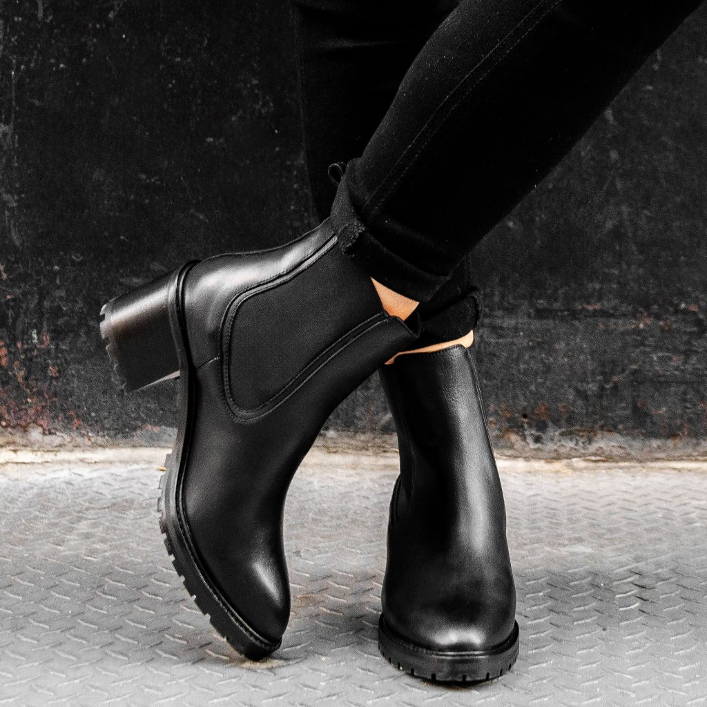 Chelsea Boots